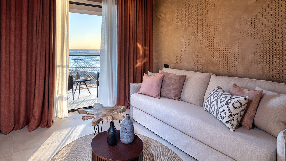 Sapphire Family Suite